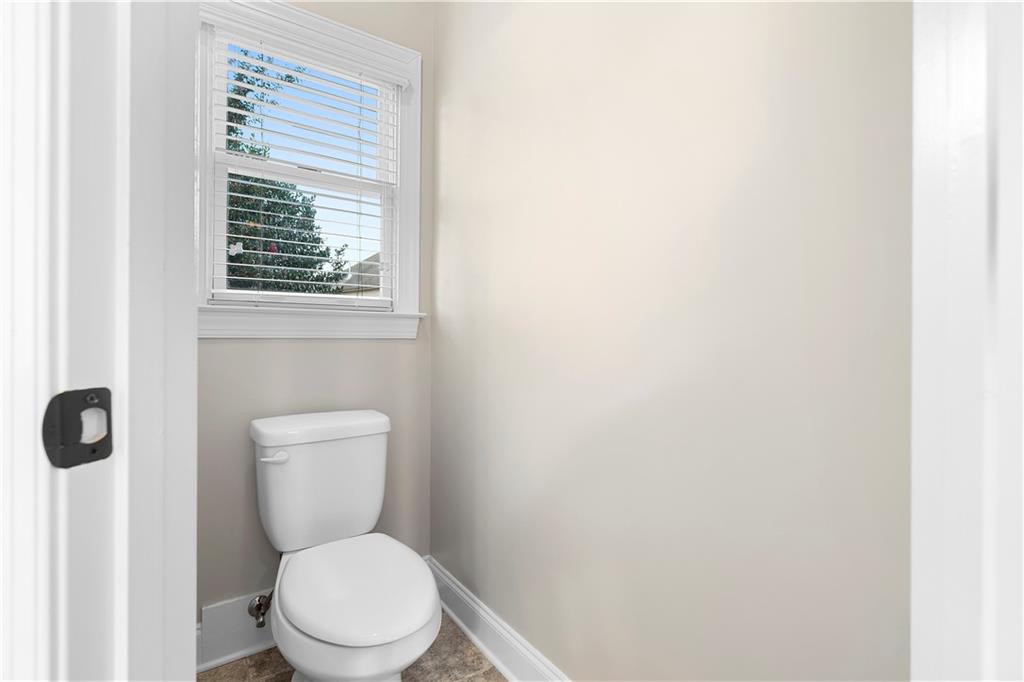 210 Misty Grove Drive Property Photo 32