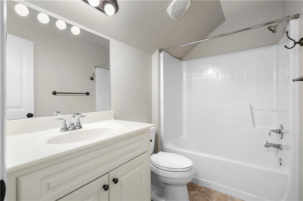 210 Misty Grove Drive Property Photo 39