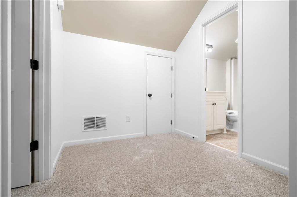 210 Misty Grove Drive Property Photo 41