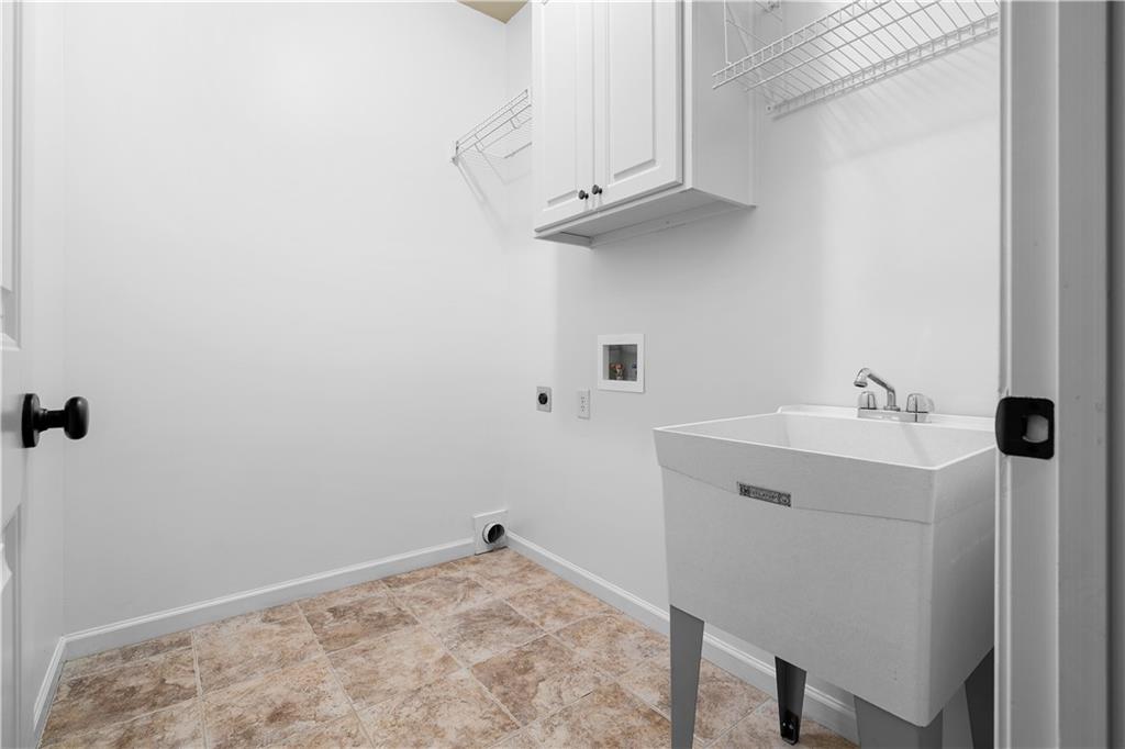 210 Misty Grove Drive Property Photo 42