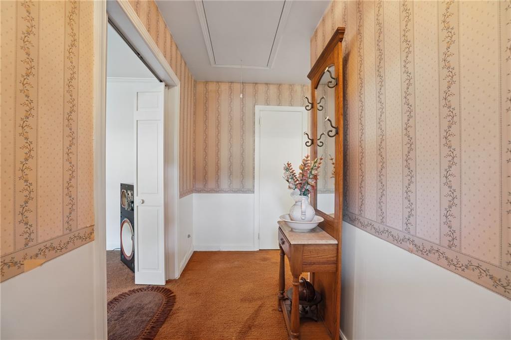 294 Elden Drive Property Photo 3