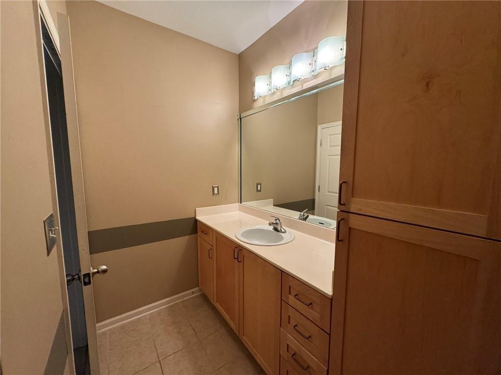 400 17th Nw Unit 2205 Property Photo 27