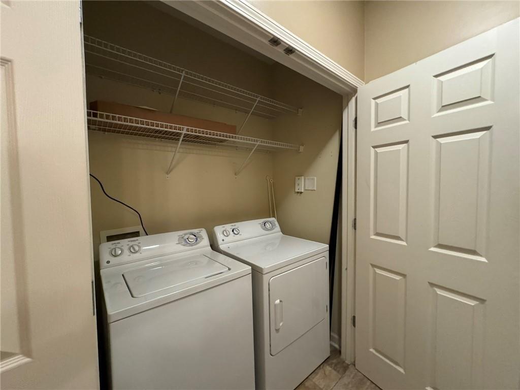 400 17th Nw Unit 2205 Property Photo 28