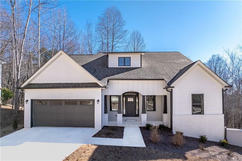 5714 Ridgewater Circle Property Photo 1