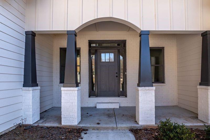 5714 Ridgewater Circle Property Photo 3