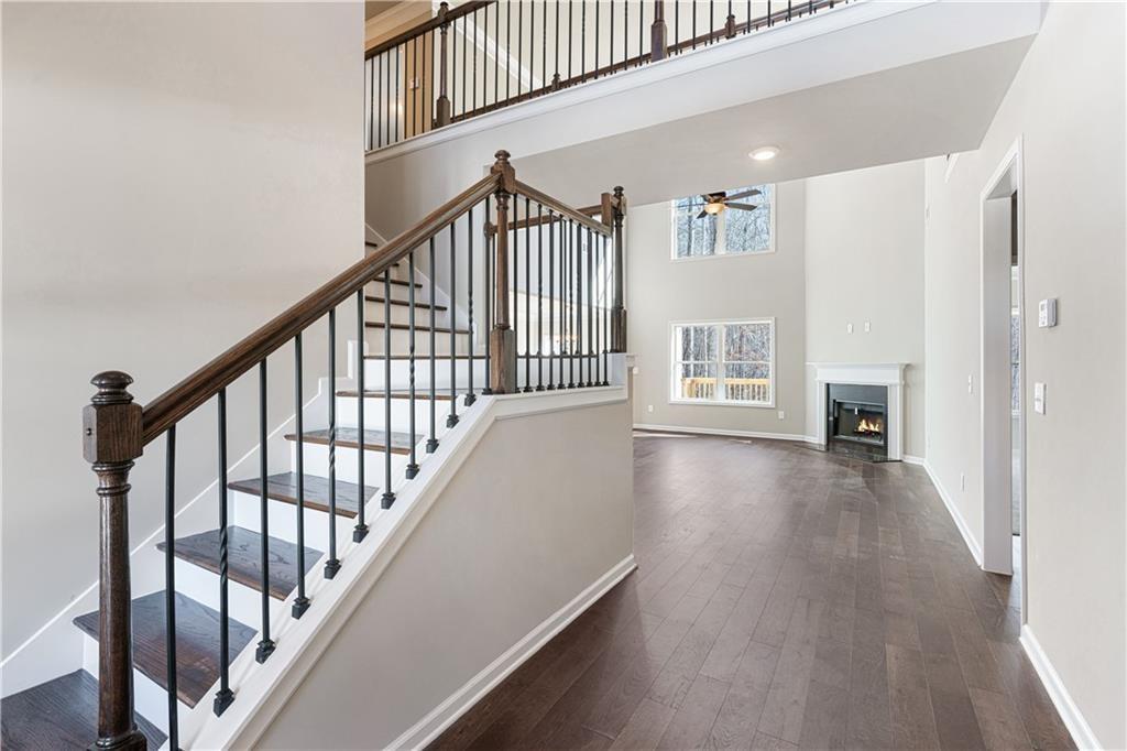 5714 Ridgewater Circle Property Photo 4