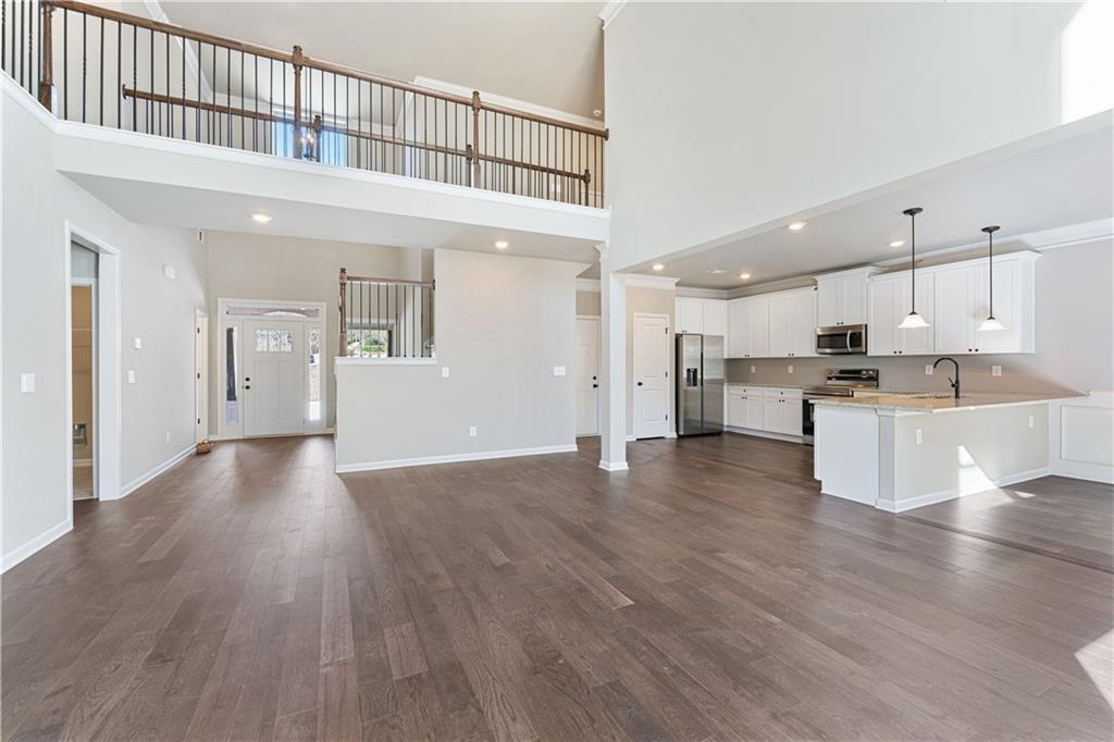 5714 Ridgewater Circle Property Photo 8