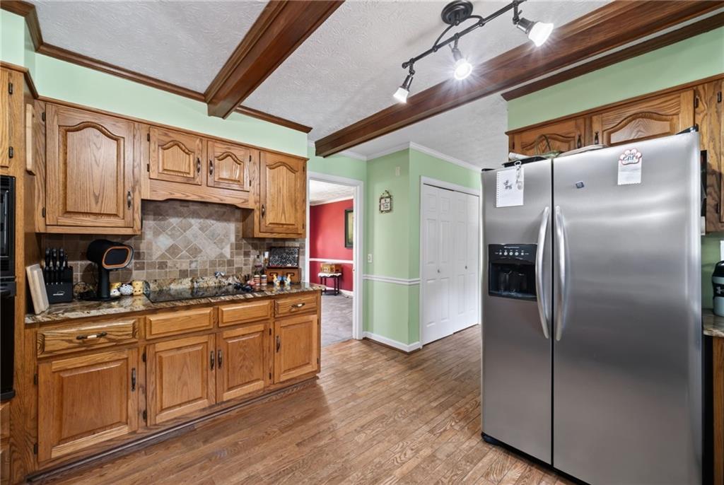 186 Kingston Road Property Photo 17