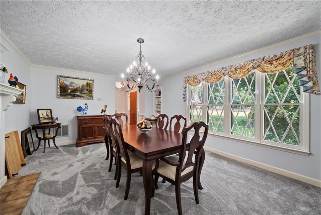 186 Kingston Road Property Photo 25