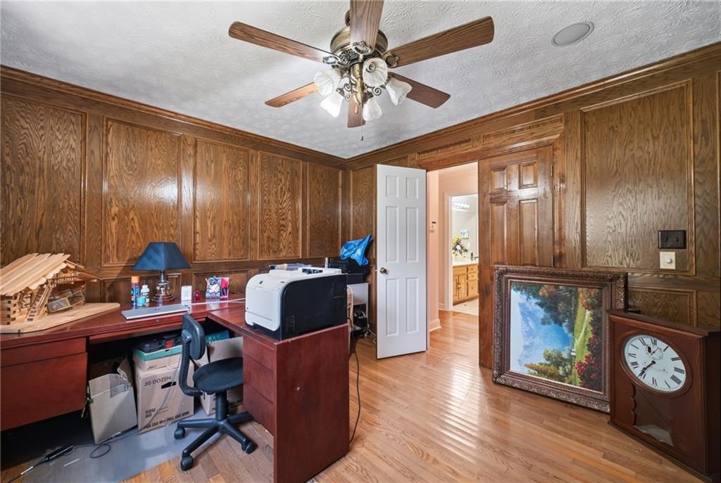 186 Kingston Road Property Photo 30
