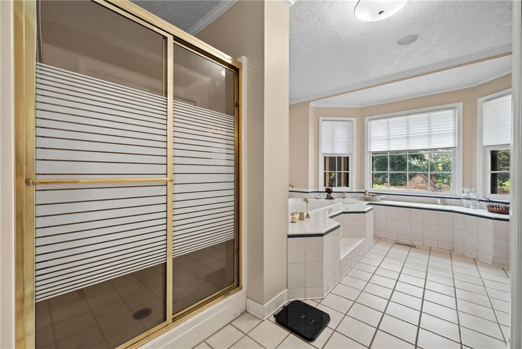 186 Kingston Road Property Photo 37