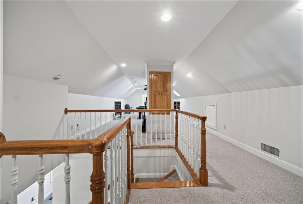 186 Kingston Road Property Photo 43