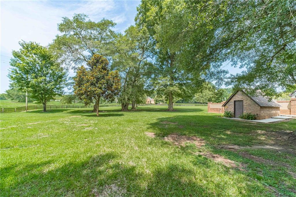 186 Kingston Road Property Photo 76