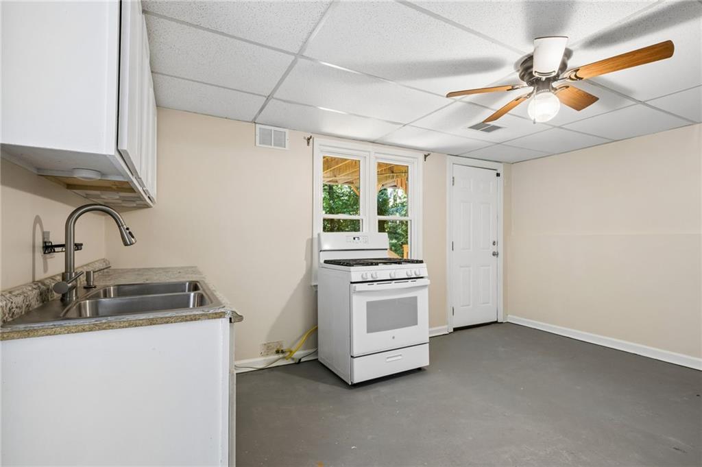 7060 Old Post Court Property Photo 39