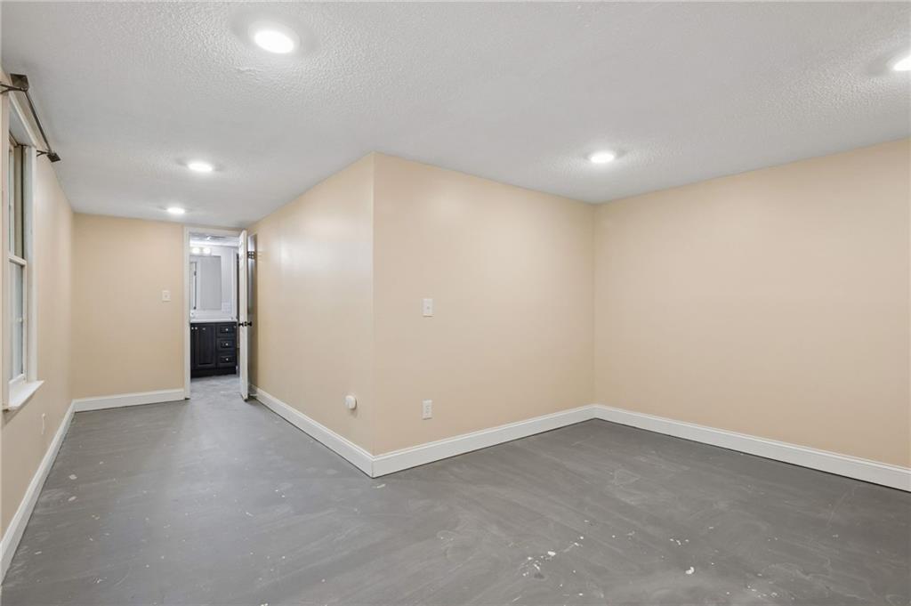 7060 Old Post Court Property Photo 45