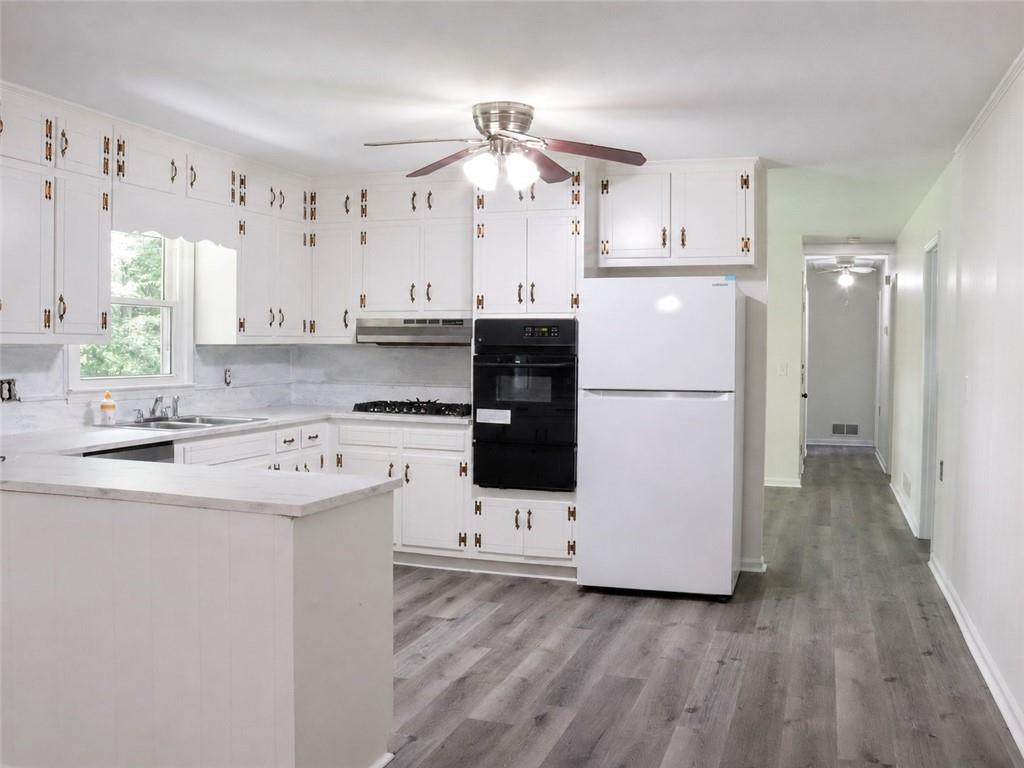 4840 Cowan Road Property Photo 9