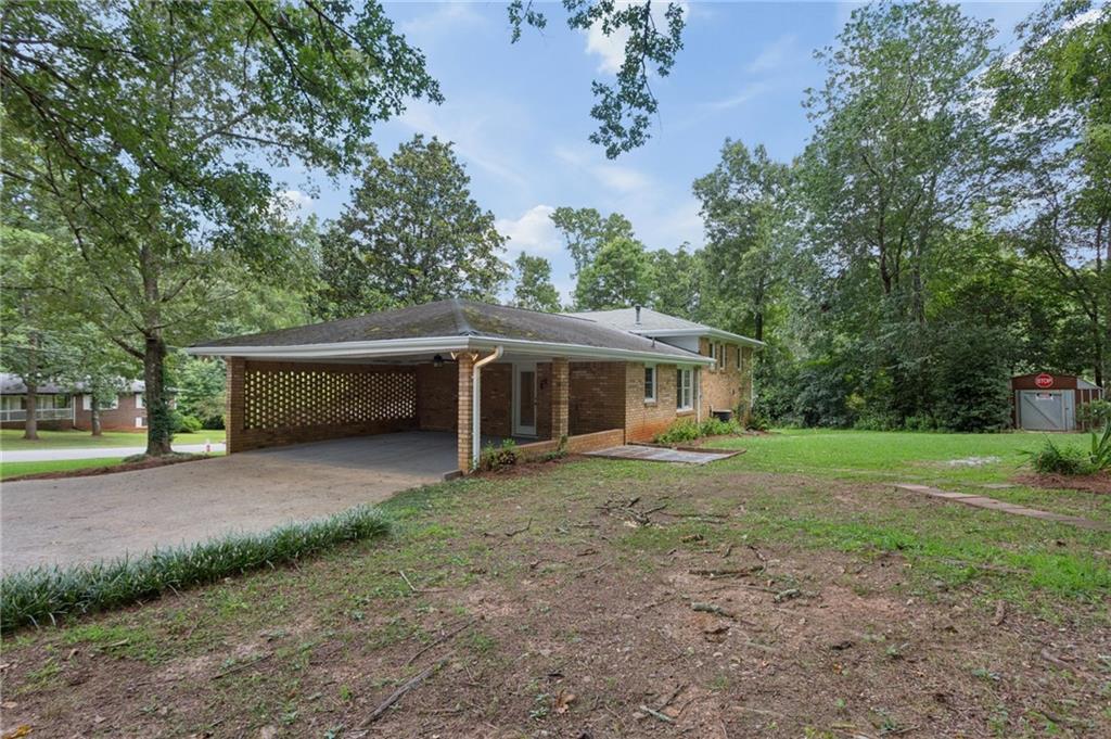 4165 Westview Street Property Photo 9