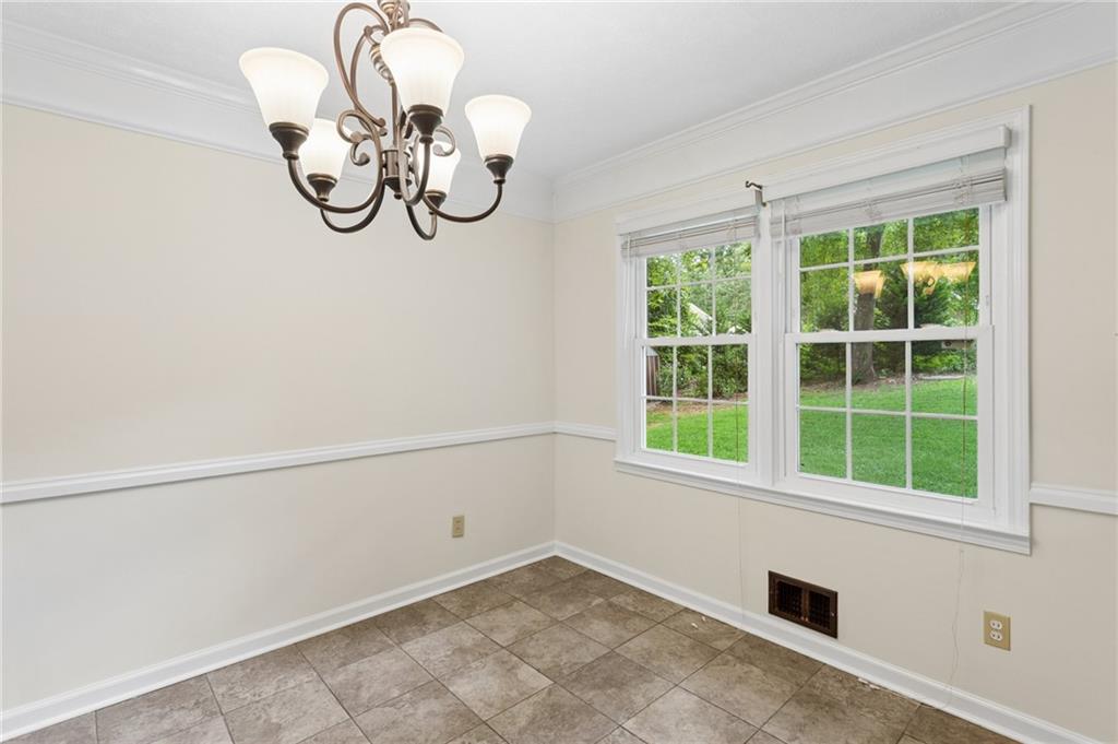 4165 Westview Street Property Photo 15