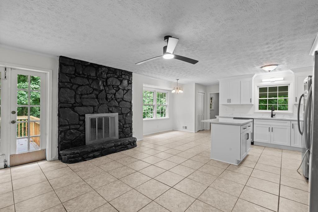 246 Barbara Lane Sw Property Photo 10