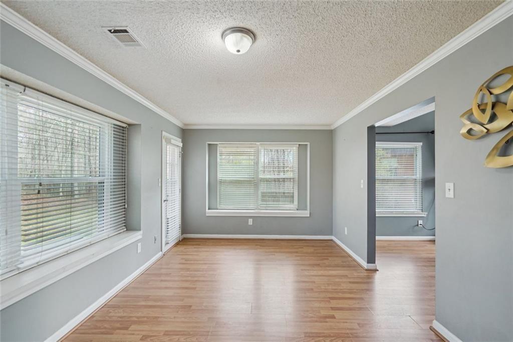 2100 Green Tree Court Property Photo 4