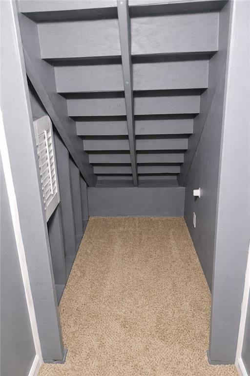 2100 Green Tree Court Property Photo 27