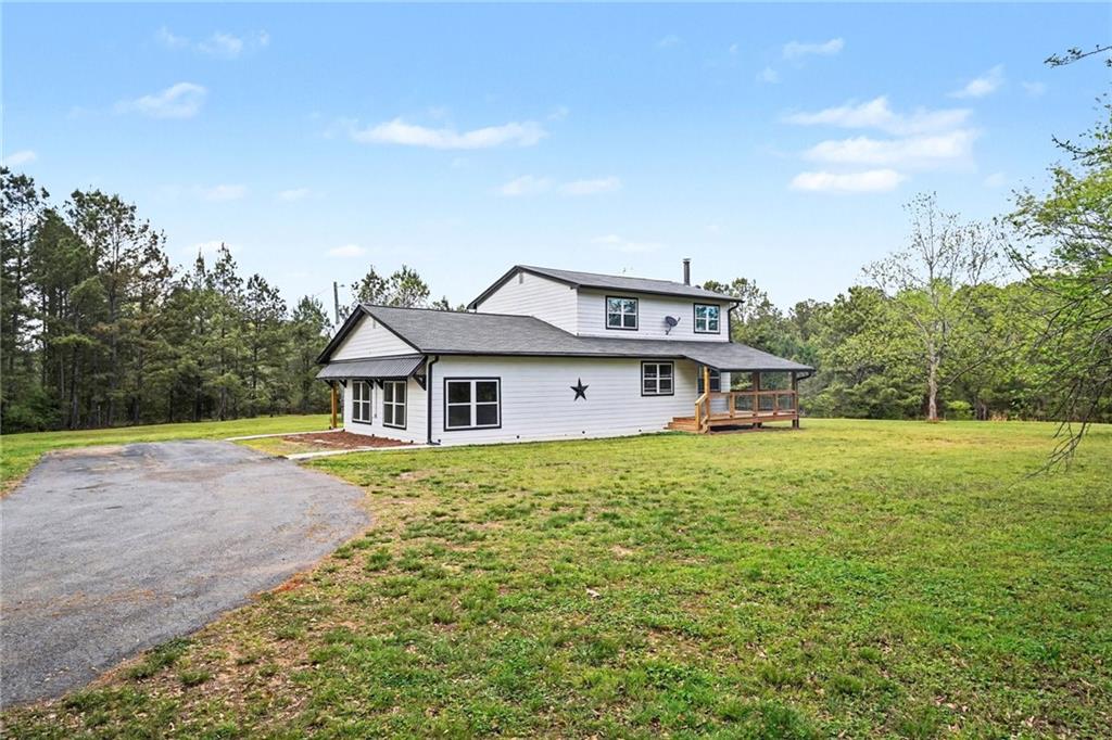2955 Peeksville Road Property Photo 2