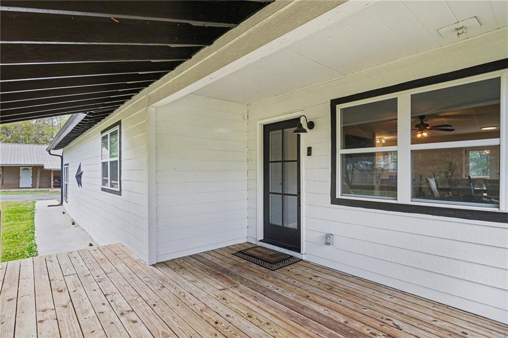 2955 Peeksville Road Property Photo 9