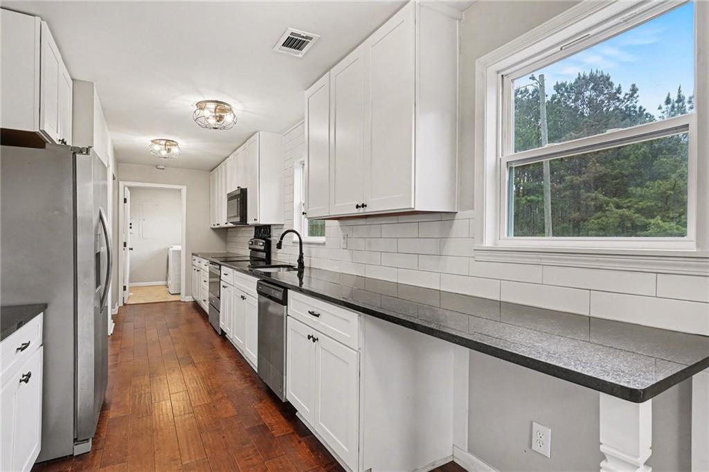 2955 Peeksville Road Property Photo 17