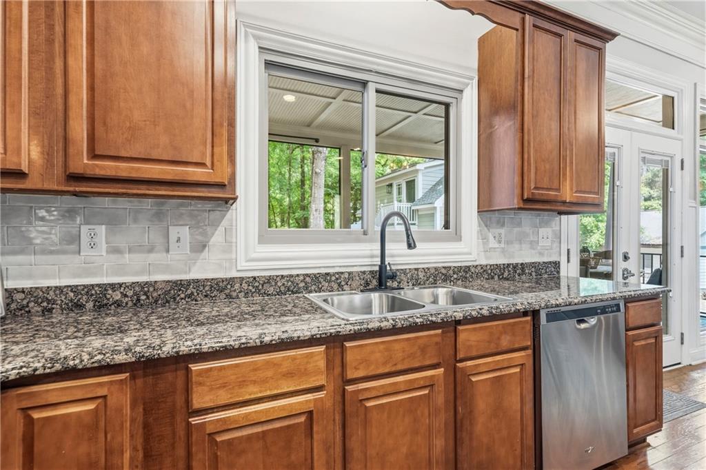 160 Parkside Lane Property Photo 15