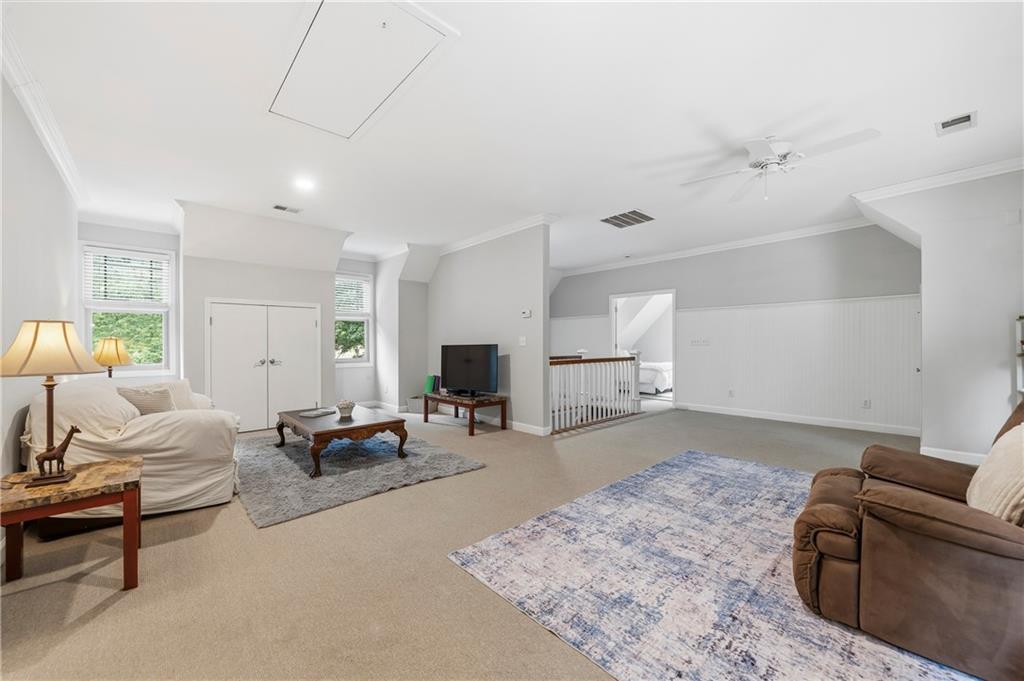 160 Parkside Lane Property Photo 44