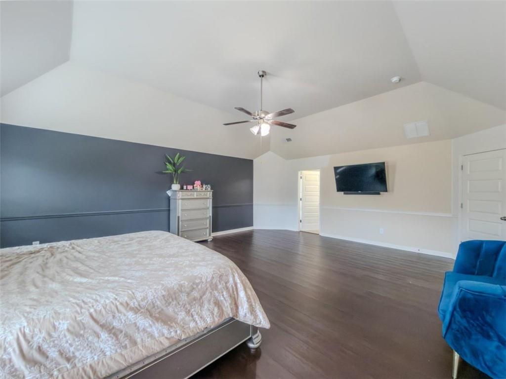 45 Streamside Drive Property Photo 5