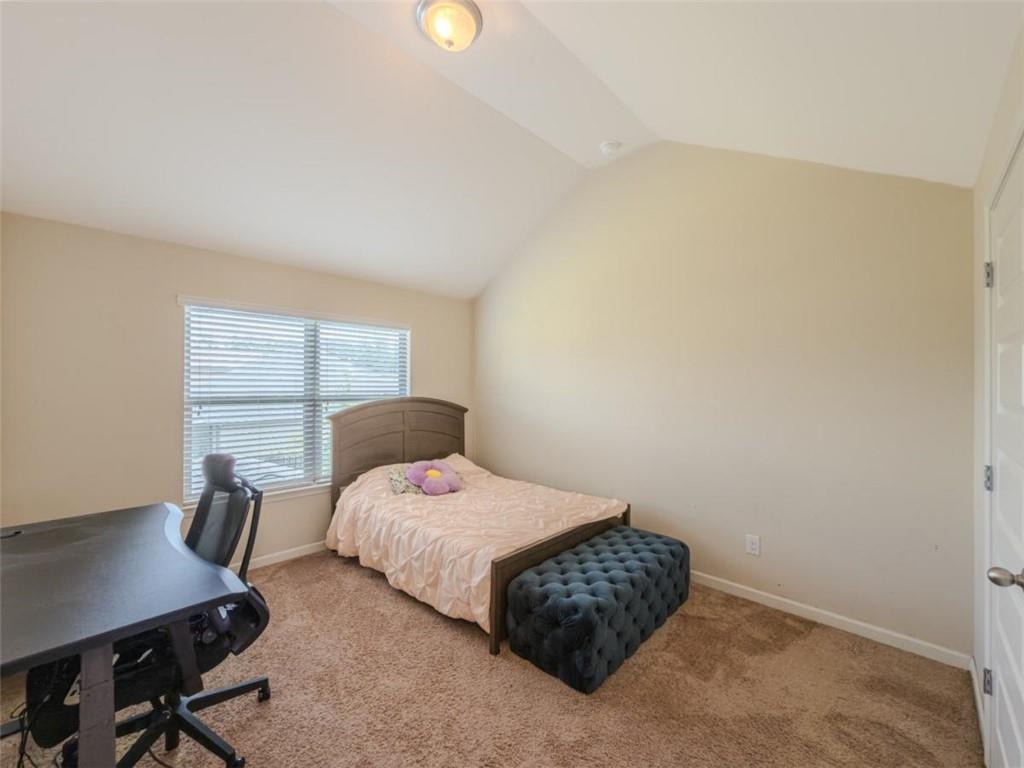 45 Streamside Drive Property Photo 27