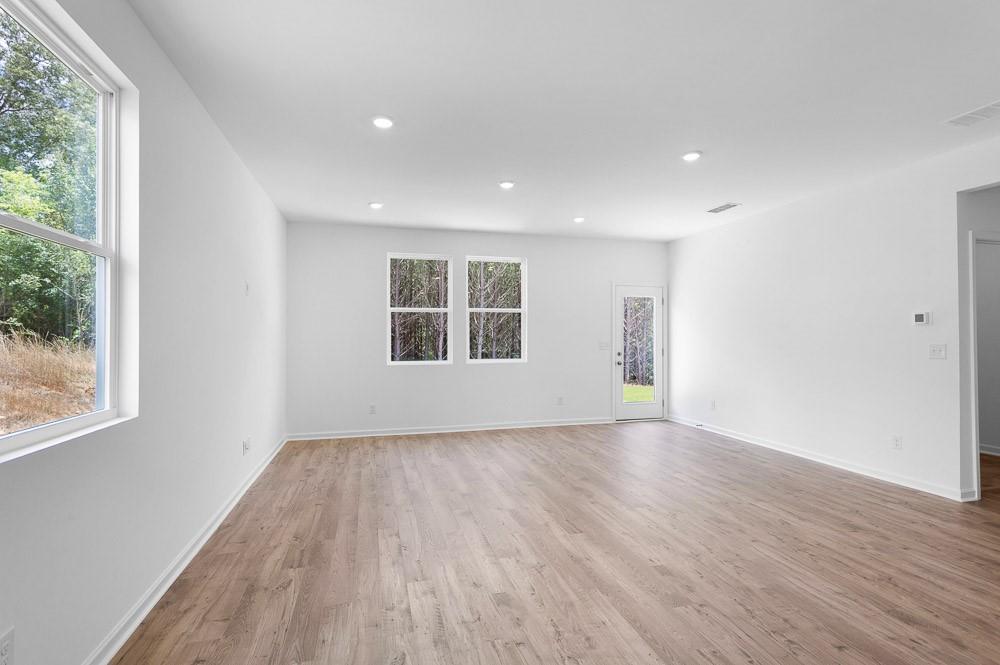 310 Remford Way Property Photo 10