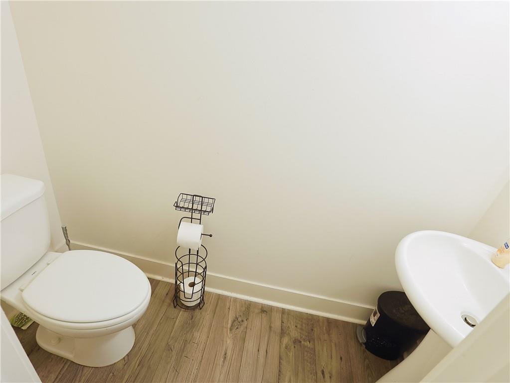 7724 Baron Road Property Photo 5