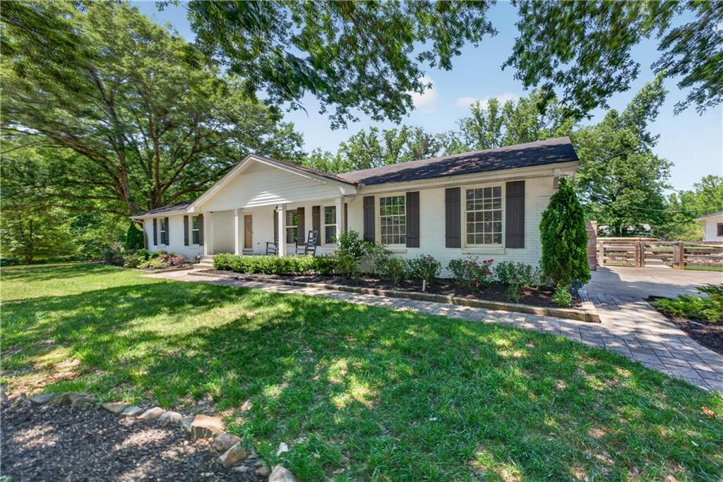 511 Bart Manous Road Property Photo 1