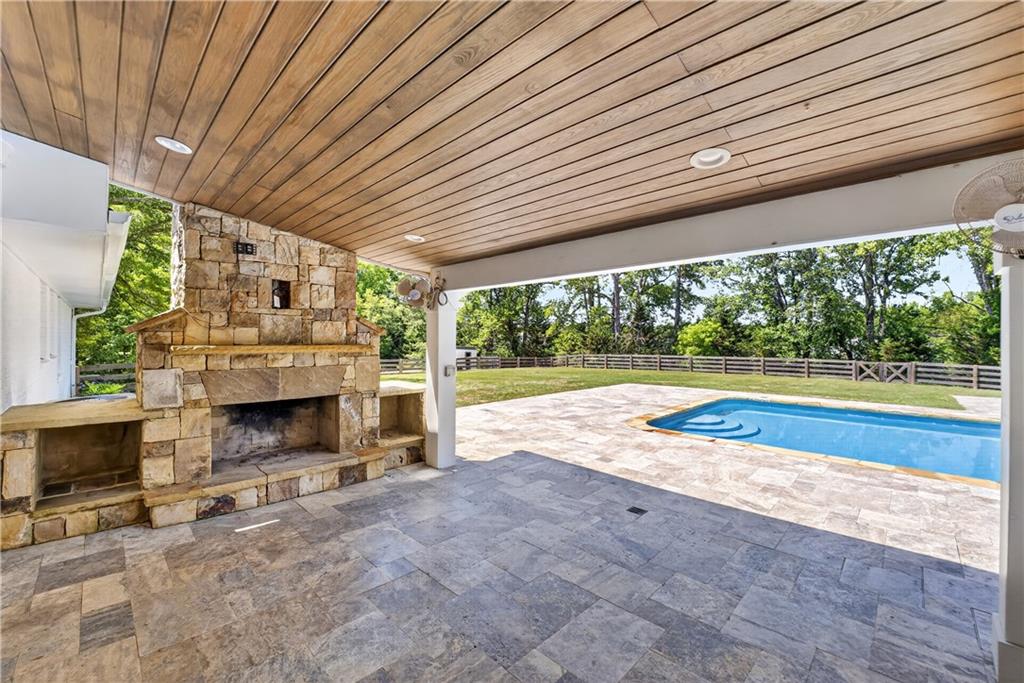 511 Bart Manous Road Property Photo 3