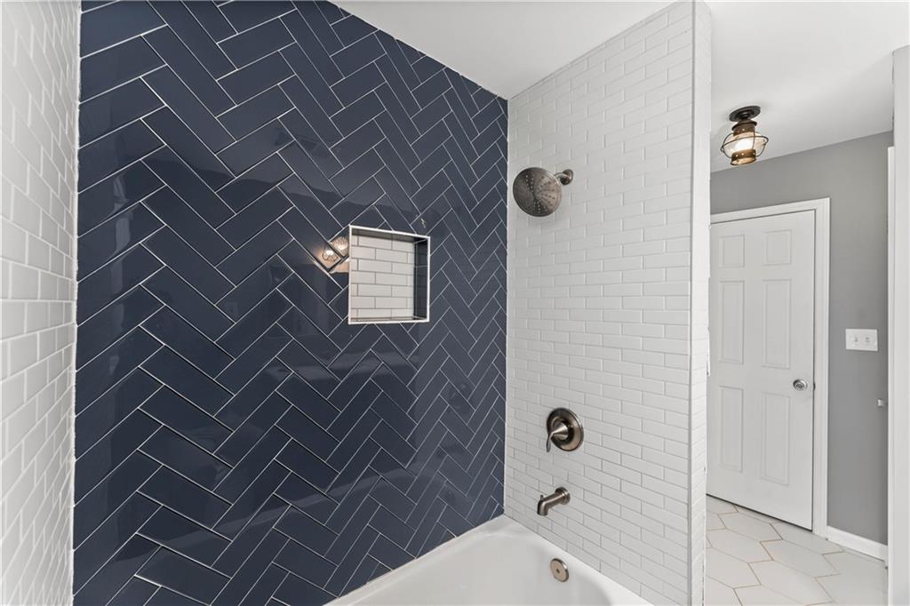 511 Bart Manous Road Property Photo 7
