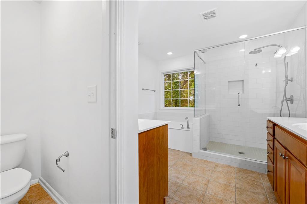 2844 Loftview Square Property Photo 26