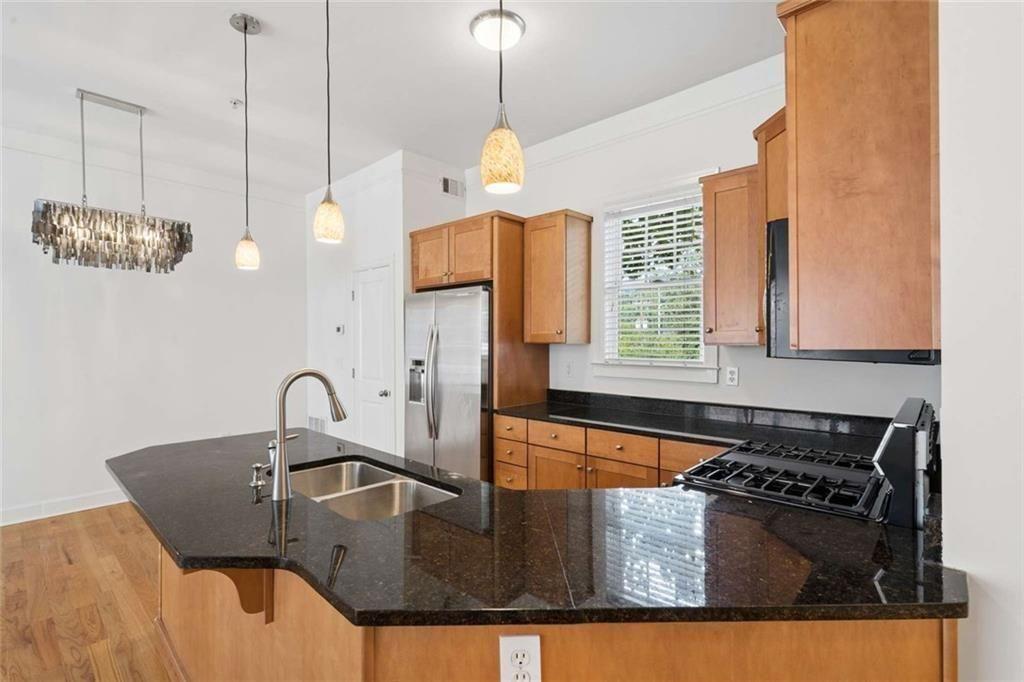 1380 Parkview Lane Ne Property Photo 8