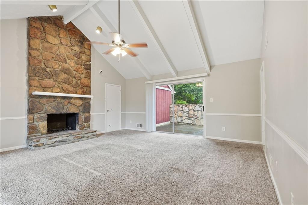 1384 Huntsmen Glen Property Photo 11