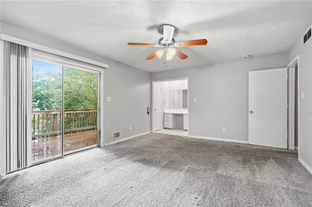 1384 Huntsmen Glen Property Photo 19