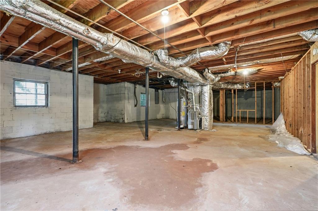 1384 Huntsmen Glen Property Photo 36