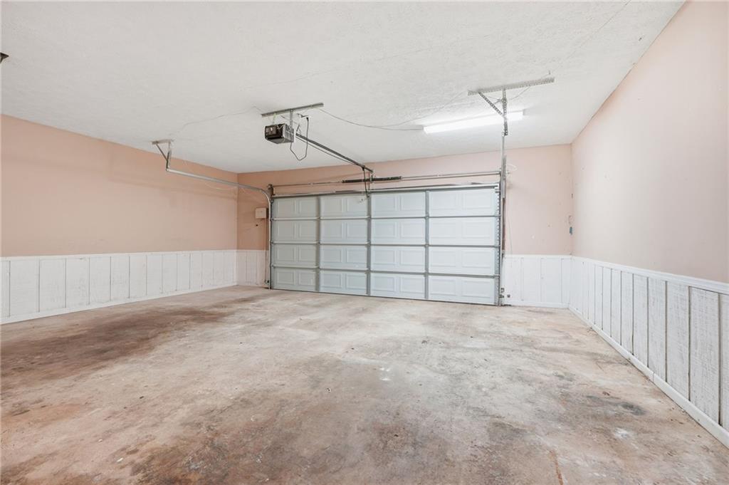 1384 Huntsmen Glen Property Photo 39