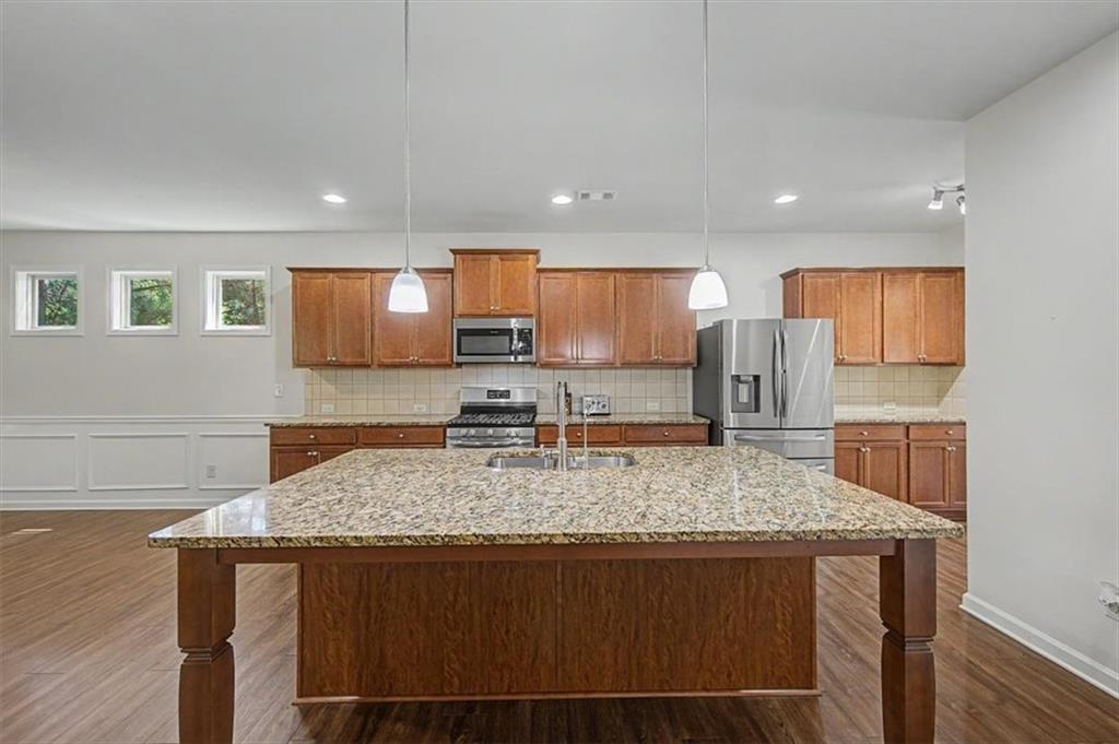 115 Silver Trace Property Photo 10