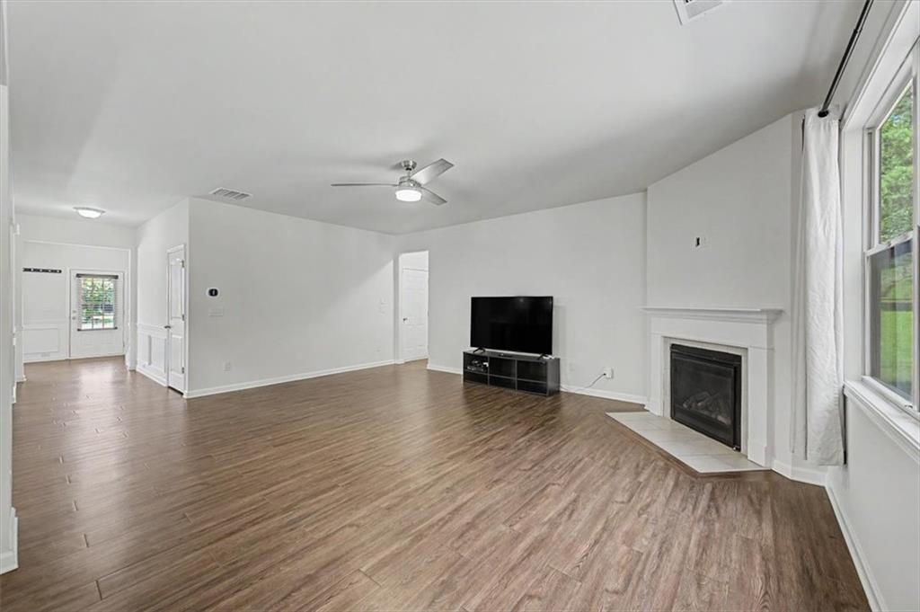 115 Silver Trace Property Photo 22