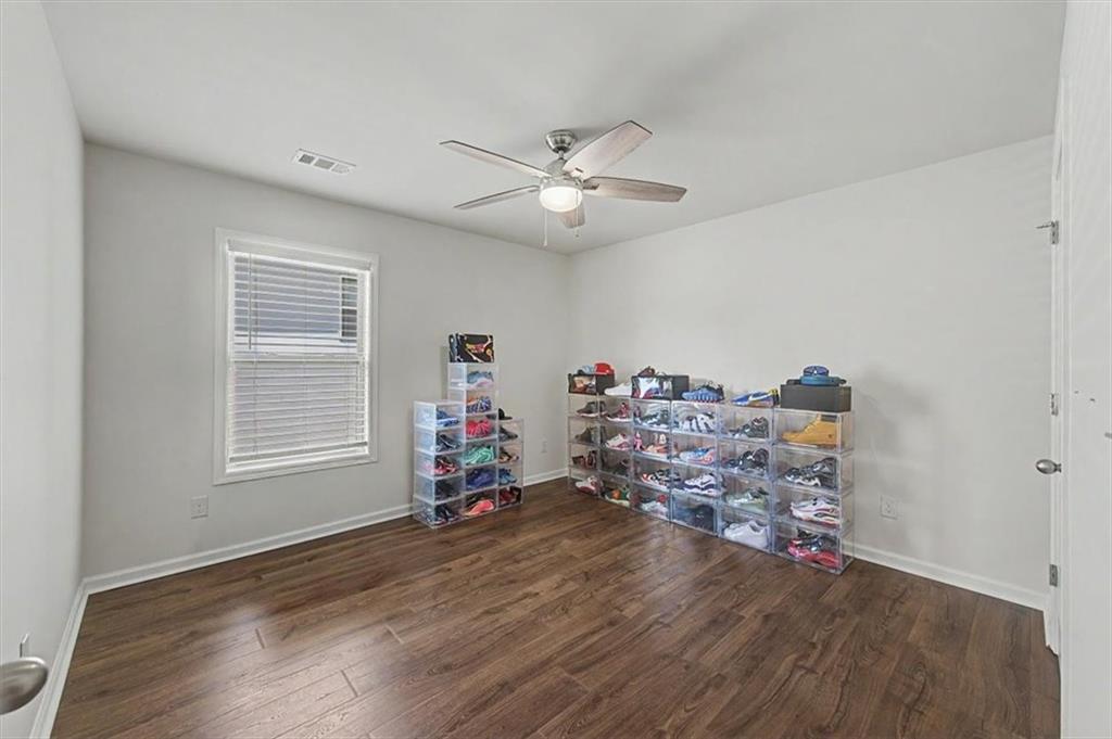 115 Silver Trace Property Photo 39