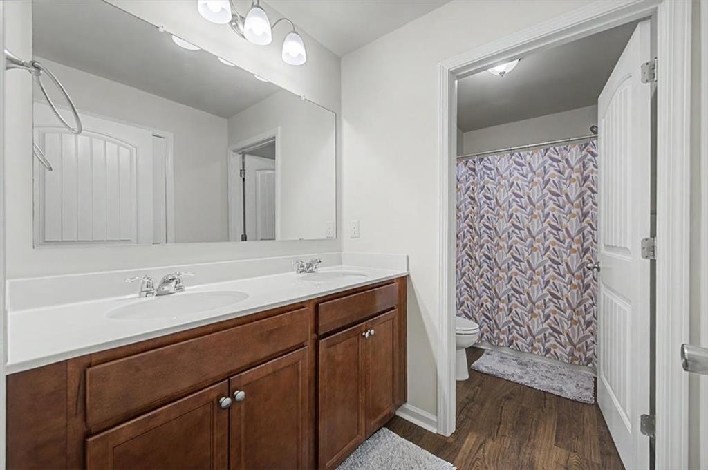 115 Silver Trace Property Photo 42