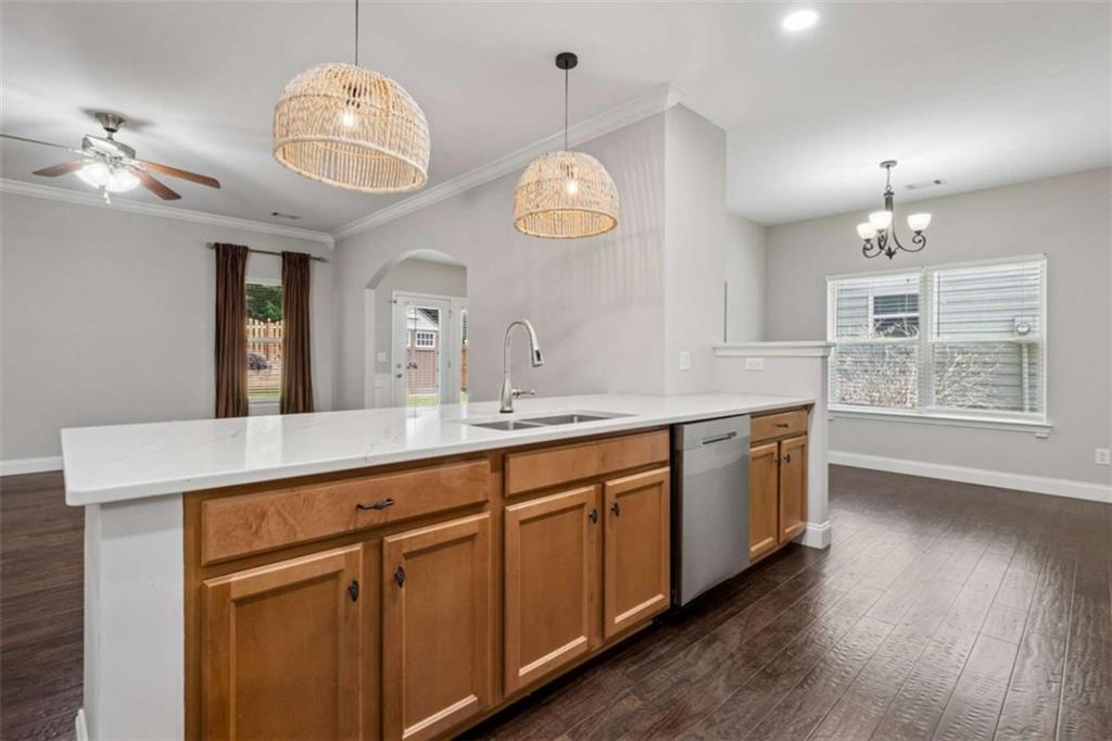7051 Silk Tree Property Photo 7