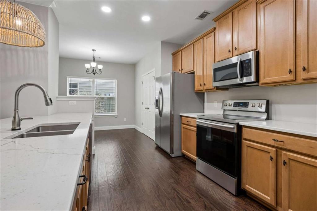 7051 Silk Tree Property Photo 12