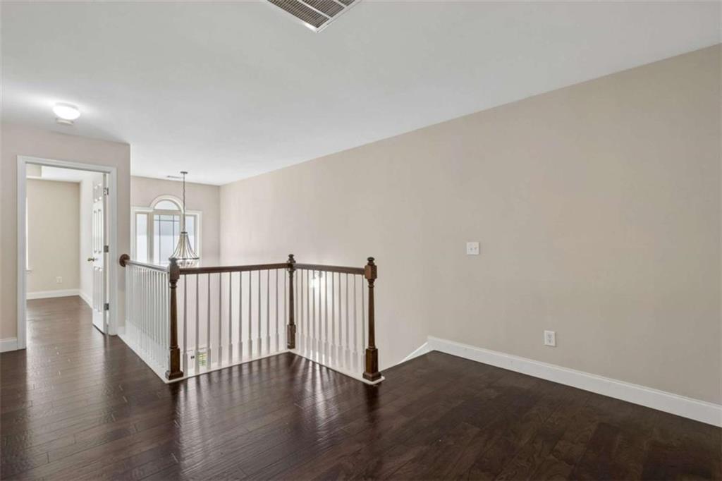 7051 Silk Tree Property Photo 31